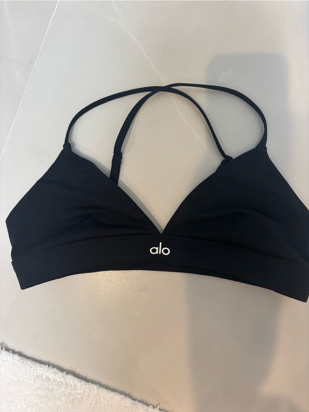 Alo - Splendor Bra - Picture 2 of 4